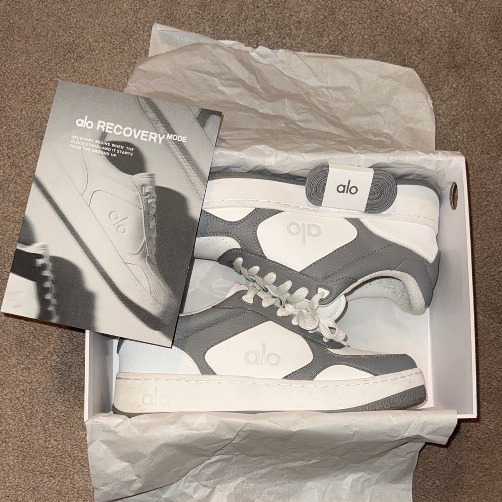 ALO Yoga White and Gray Recovery Sneakers